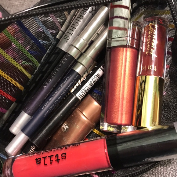 Assorted Makeup - Picture 3 of 3